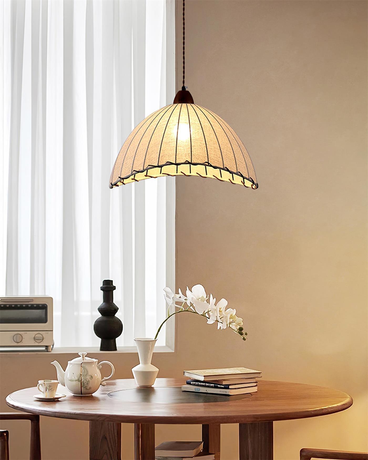 Lampada a sospensione della serie Legno e Tessuto