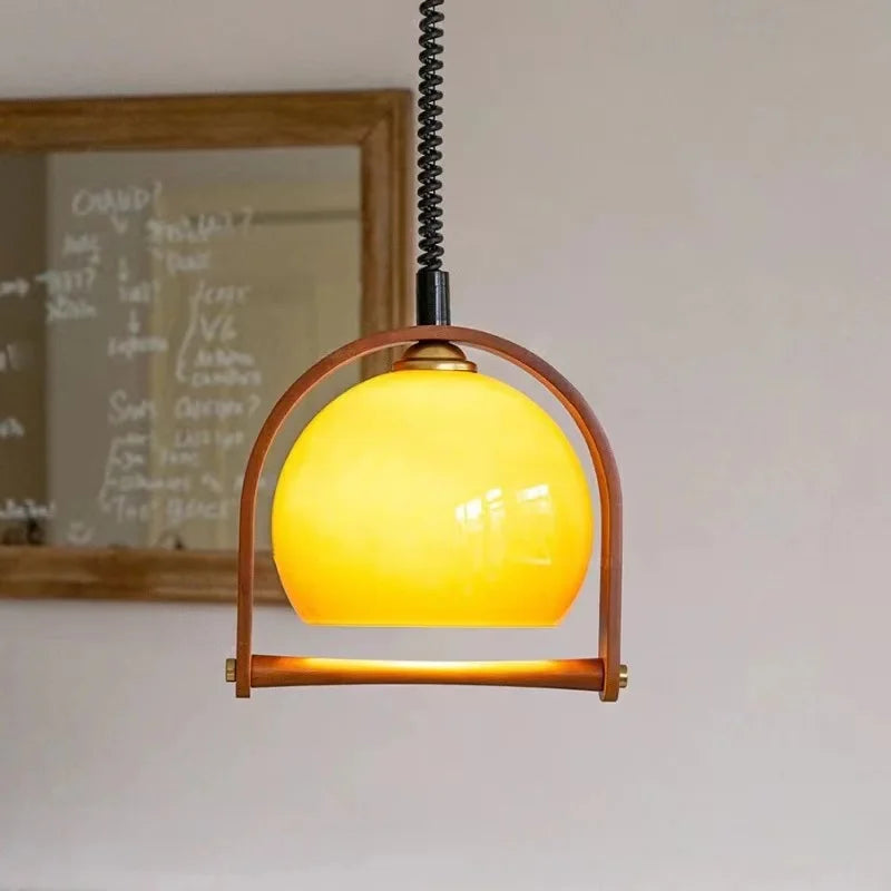 Luci a sospensione in legno Bauhaus vintage