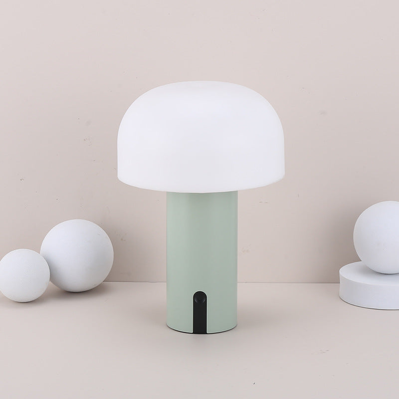 Lampada da tavolo a fungo di design europeo