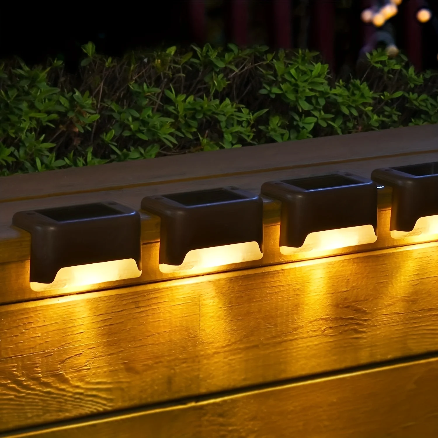 Luci a LED solari a batteria - Create l'atmosfera perfetta nel vostro giardino!