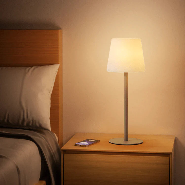 Lampada da tavolo moderna a LED senza fili